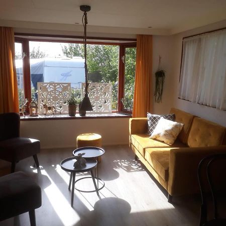 Chalet Van Minicamping De Braamhof Коудекерке Екстериор снимка