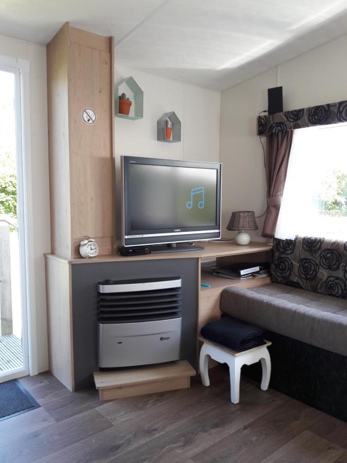 Chalet Van Minicamping De Braamhof Коудекерке Екстериор снимка