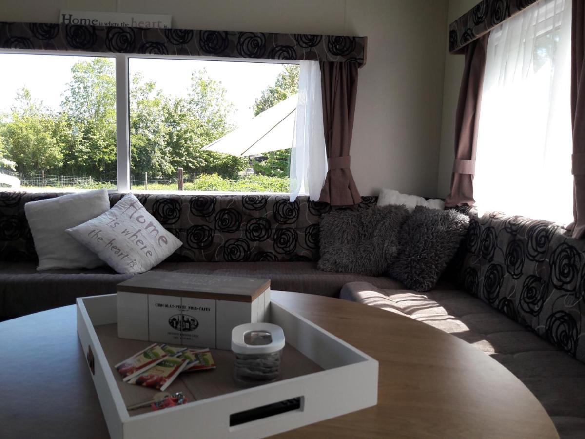 Chalet Van Minicamping De Braamhof Коудекерке Екстериор снимка